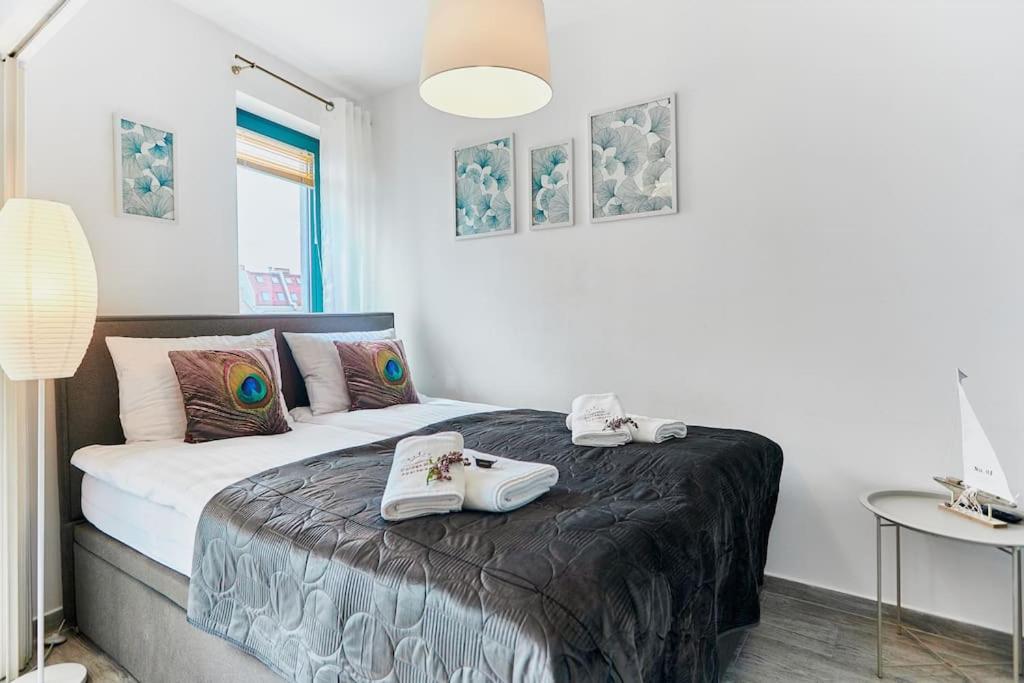 Golden Hour Apartments- Armii Krajowej 9 斯维诺乌伊希切 外观 照片