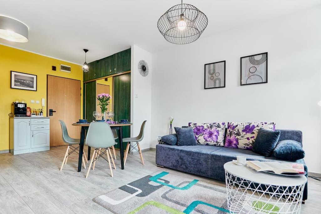 Golden Hour Apartments- Armii Krajowej 9 斯维诺乌伊希切 外观 照片